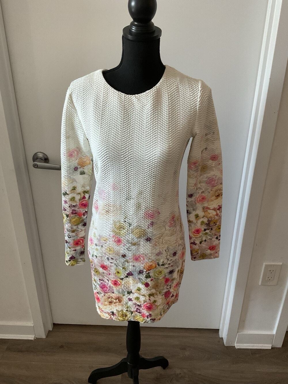MSGM Textured Knit Floral Long Sleeve Mini Dress White IT 42 US 6